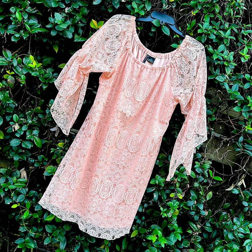 New Directions pink lace dress